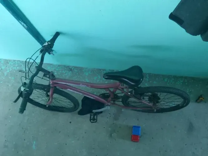 Bicleta semi nova pra vender ligeiro 