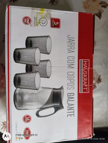 Vendo esse jogo de jarra de vidro com 4 copos 