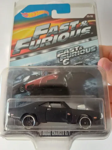 Hot Wheels 70 Dodge Charger R/T Velozes e Furiosos