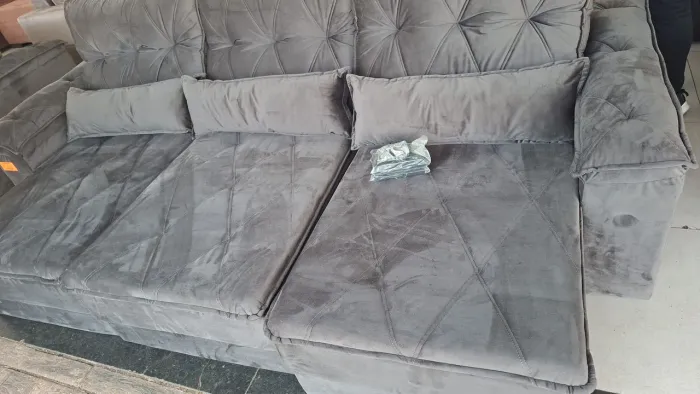 Sofá Retrátil 2,90 metros.