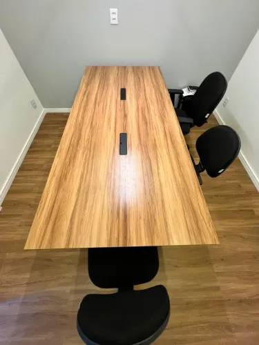 Mesa de reunião