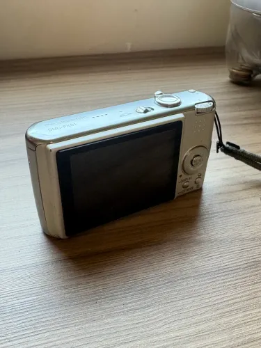 Panasonic Lumix DMC-FX01