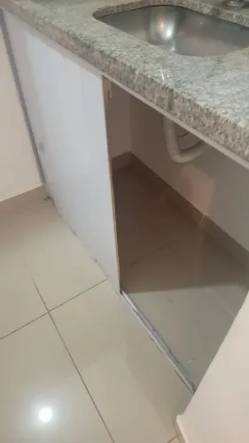 Alugo sala de alto padrão no centro
