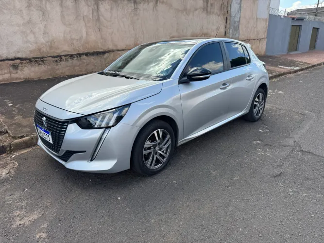 Peugeot 208 Griffe 1.6 Flex 16V 5P Aut. 2021