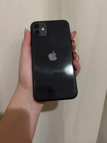 iPhone 11 64GB preto