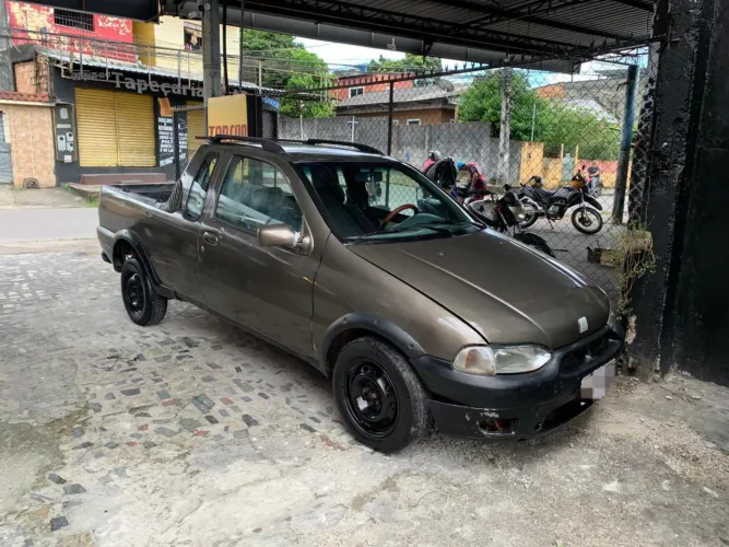 Fiat Strada Working 1.5 MPI 8V CS 2001