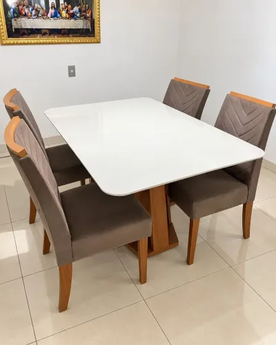 Mesa de Jantar com 4 Cadeiras - Tampo de Vidro Branco