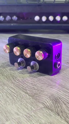 Pedal Overdrive/Distortion Estilo ZVEX Box of Rock Handmade - Drive + Boost