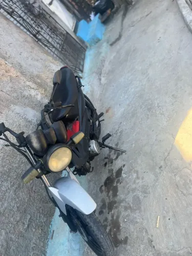 Moto ciquentinha 