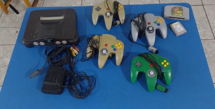 Vendo Nintendo 64 completo