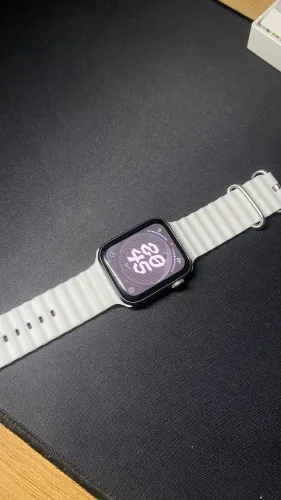 Apple Watch Series 4 Nike