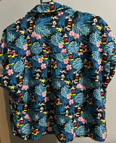 Camisa colorida feminina