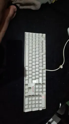 Teclado redragon mitra branco led vermelho