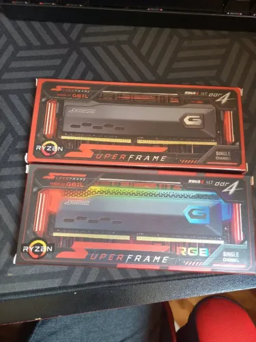 Vendo Memória RAM SuperFrame 16GB DDR4 3200MHz 2x8GB
