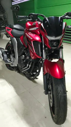 YAMAHA FAZER 250