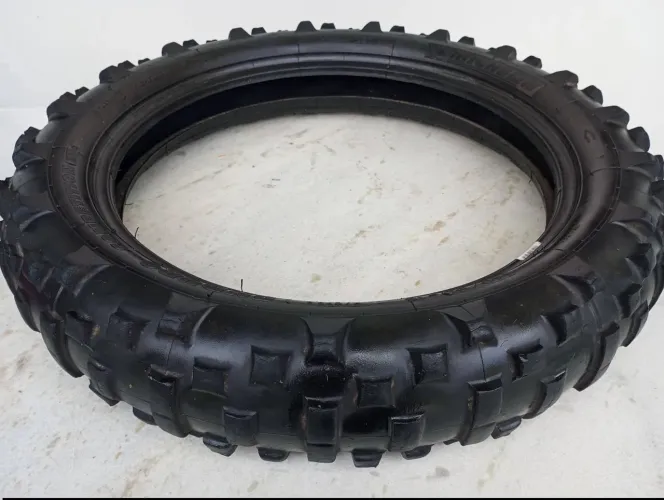 Pneu Cravo Michelin Original Para Motos Aro 18 Excelente Estado 