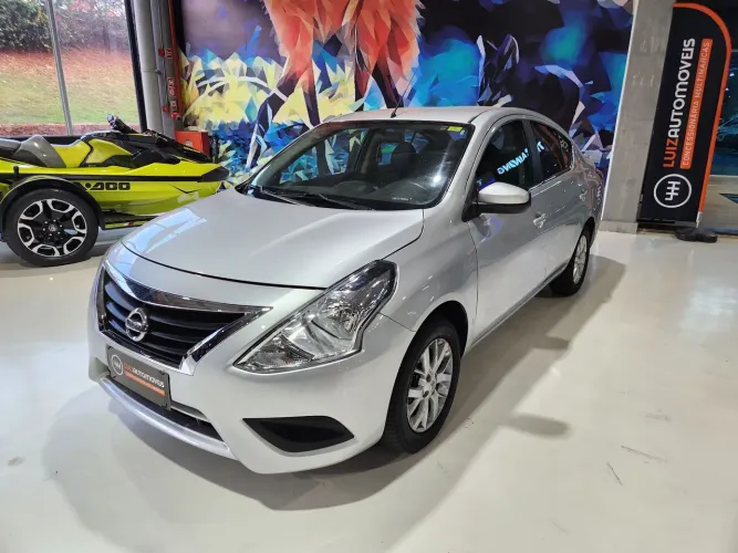 Nissan Versa SV 1.6 16V Flexstart 4P Aut. 2017