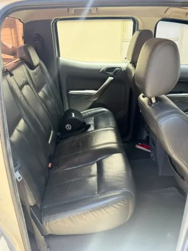 Ford Ranger XLS 2.5 16V 4X2 CD Flex 2014
