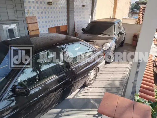 Ilha do Governador - Tauá - VENDA - Casa - 3 Quartos - Varanda - Jardim - Área Gourmet - 2