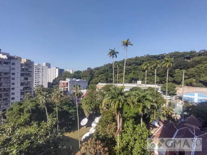 Apartamento em Cosme Velho - Rio de Janeiro