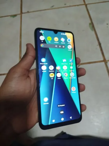Celular C75