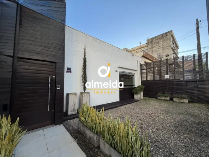 Casa comercial ampla no Centro