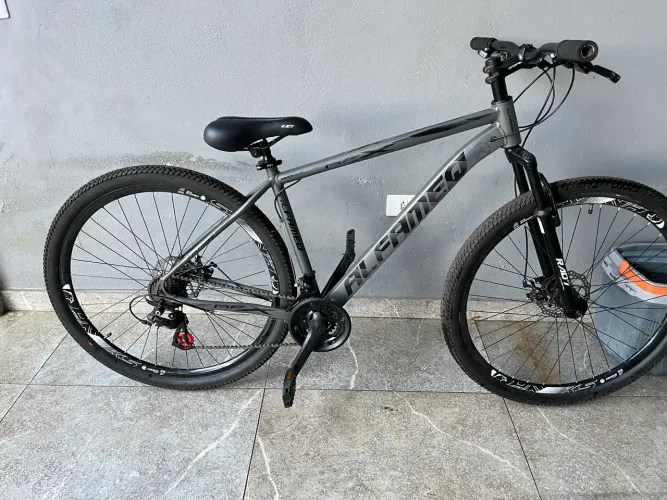 Bike aro 29 usada 2 vezes 