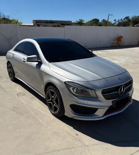Mercedes-Benz CLA-250 Sport 4matic 2.0 16V 211cv Aut. 2015