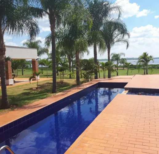 Casas Residenciais Condomínio em Iacanga