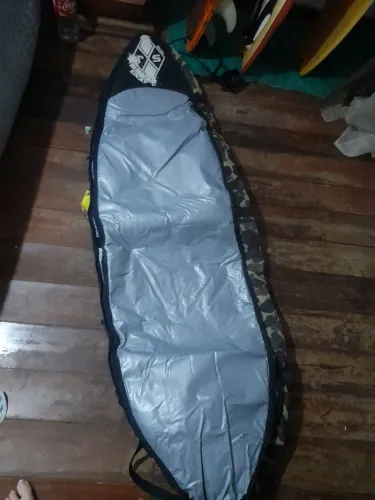 Capa sarcófago surf até 7 pés 2 pranchas ideal pra viagens