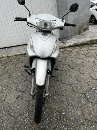 Biz 125 es