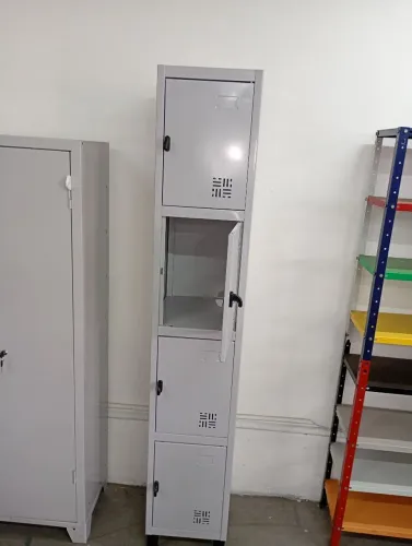 ROUUPEIRO FUNCIONARIO 4 PTS PEQUENAS 850.00 ZAP *