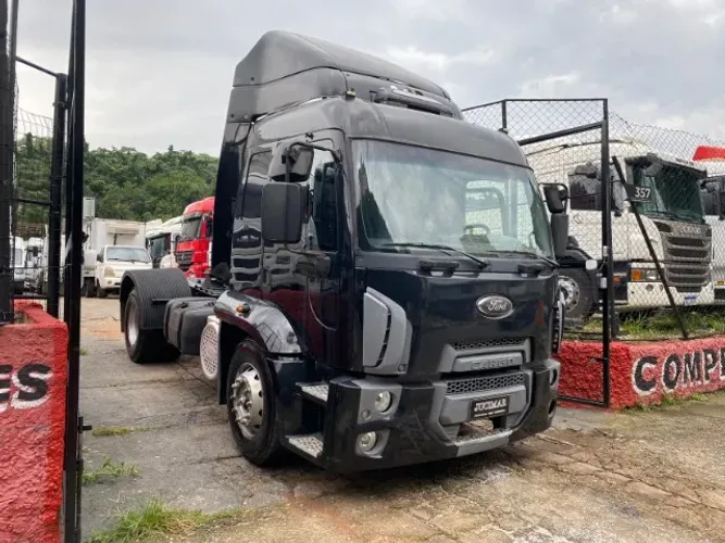 FORD CARGO 1933 4X2 2013 CABINE LEITO 