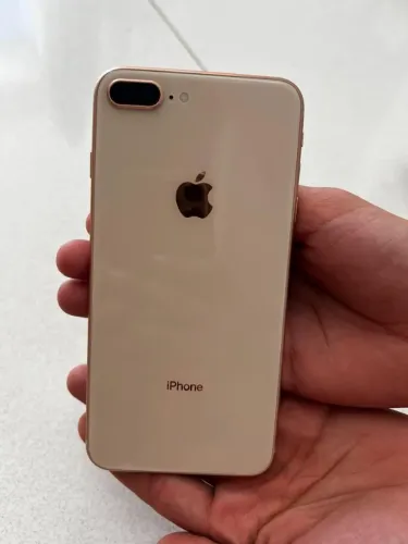 iPhone 8 Plus