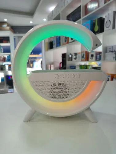 Luminária LED RGB Bluetooth Com Som E Rádio FM