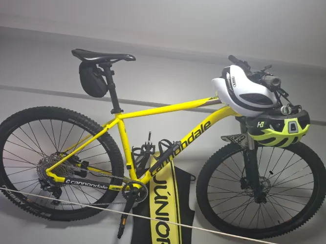 MTB 29 CANNONDALE DEORE TAM. L