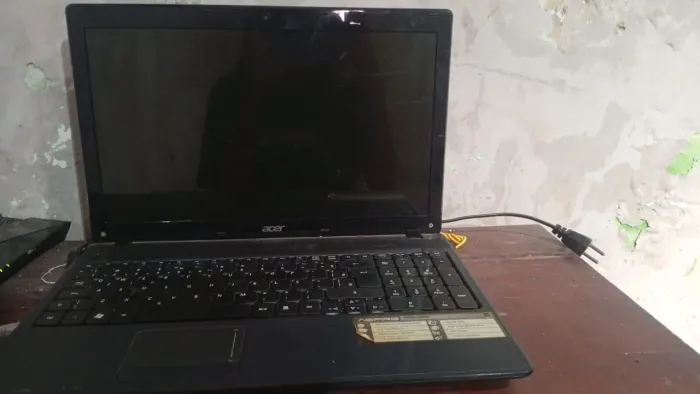 Usado -Notebook Acer Aspire 5250