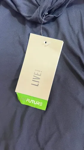 Blusa Preta LIVE Nova Original Treino