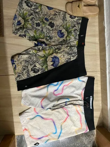 2x Shorts/Bermudas (Neon/Preto) MCD "More Core Division" Originais (Usados)