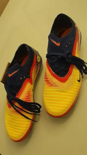 Chuteira nike
