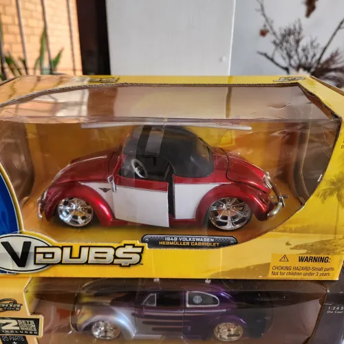 Fusca Miniatura Jada VW Beetle Hebmuller Tuning Soft Top 1949 Red/ White 1:24 Jada - RARO