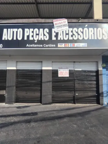 Bangu centro - Loja 84m. 3 portas direito ao letreiro acima