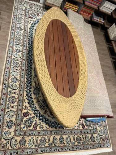 Mesa de Centro Design Orgânico em Madeira e Rattan