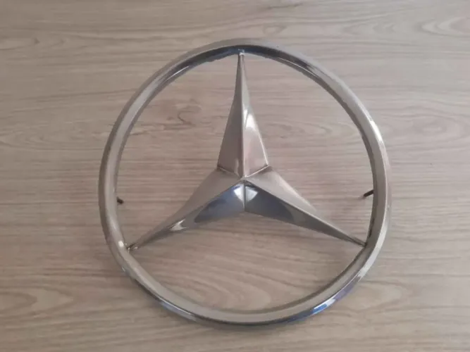 Emblema Grade Caminhão Mercedes Benz