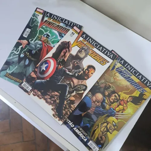 Revista em quadrinhos A iniciativa de Marvel- 3 edições 