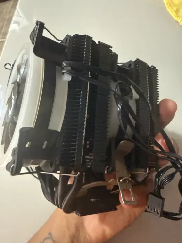 Coller CPU TORRE