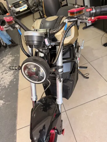 Moto elétrica Wayy Ducati Monster 3000W