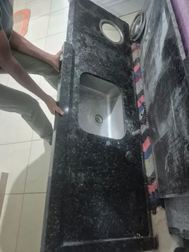 Pia de mármore com cuba de inox para cozinha 