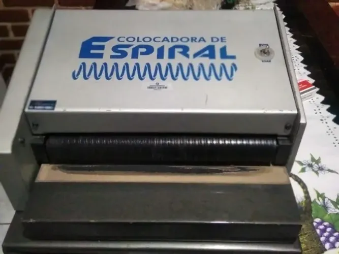Coladora de espiral eletrica