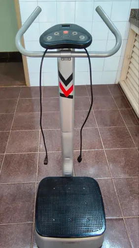 Plataforma vibratória 